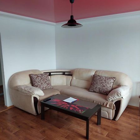Apartment On Pribuzhskaya 2 Khmelʼnytsʼkyy Bagian luar foto